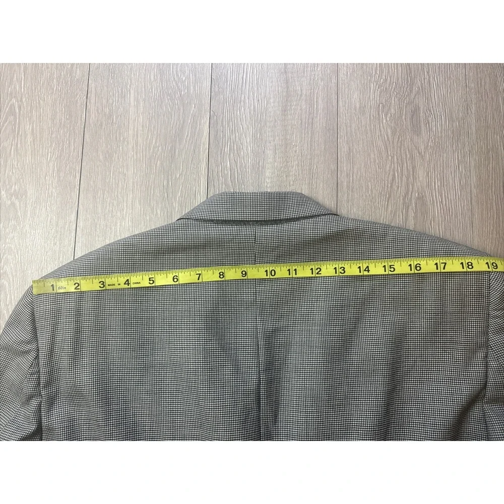 Burberry Men's Houndstooth Sport Coat Blazer Jacket Men's 42R Gray Regular